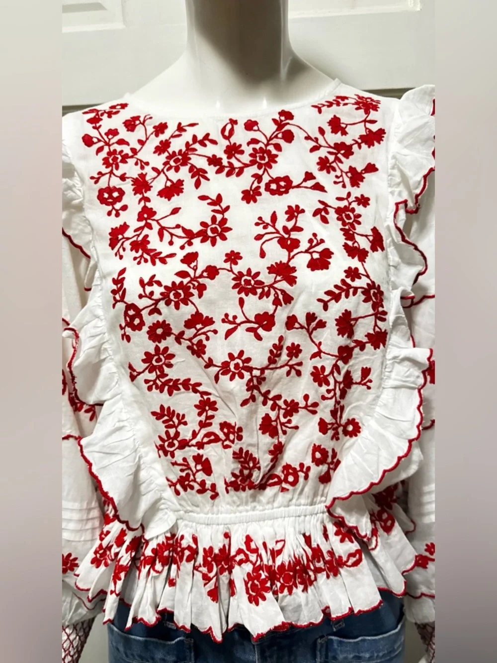 Farm Rio White Peasant with Red Floral Embroidery Long Sleeve Blouse Sz small - Picture 8 of 12